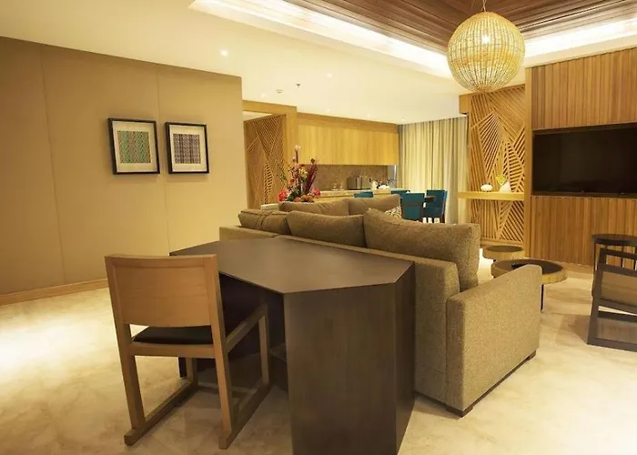 The Rinra Hotel Makassar