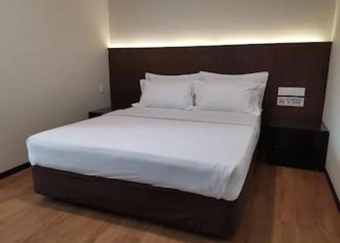 Hotel Holiday Kota Kinabalu