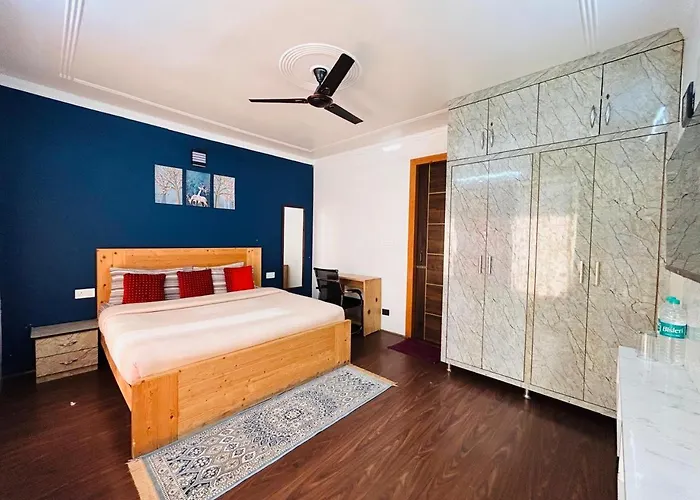 Hotel Dwaper A Premium Property Near Mall Road Mussoorie