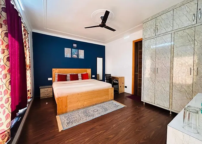Hotel Dwaper A Premium Property Near Mall Road Mussoorie