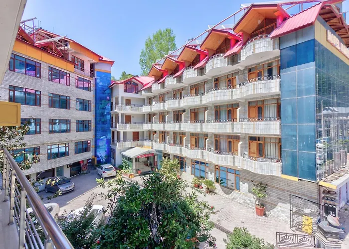 Hotel Naveen Manali By Blueko Hotel