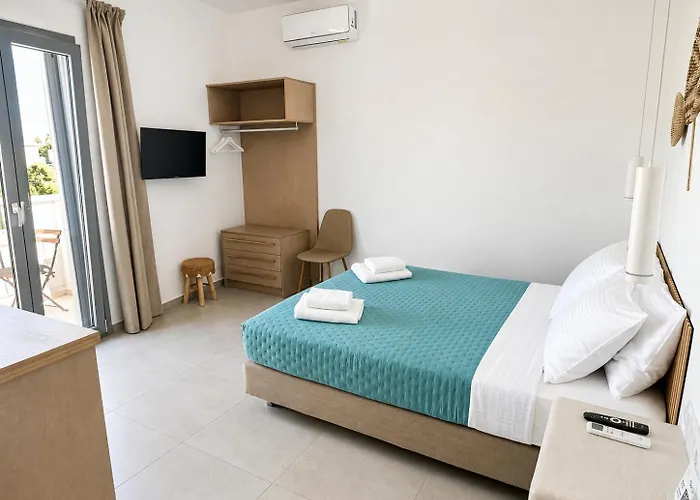 Hotel Aqualis Adamantas 