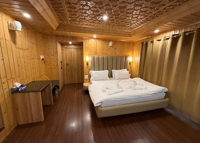 River Retreat Resort Pahalgam