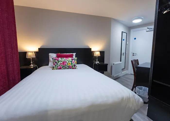 Budget Accommodation Listowel Town Centre