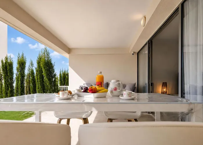 Modern Pool Bungalow Torrevieja