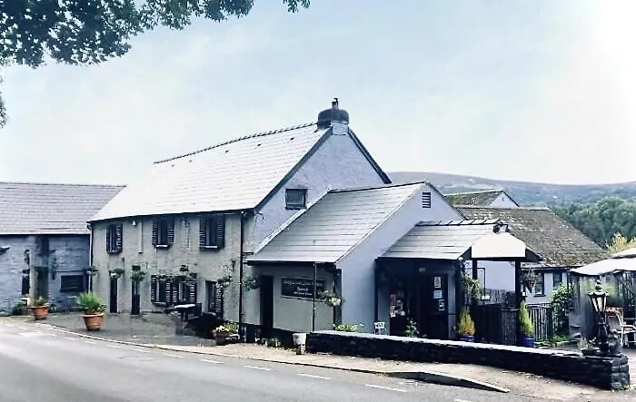 Roadhouse Llanwenarth Hotel Abergavenny