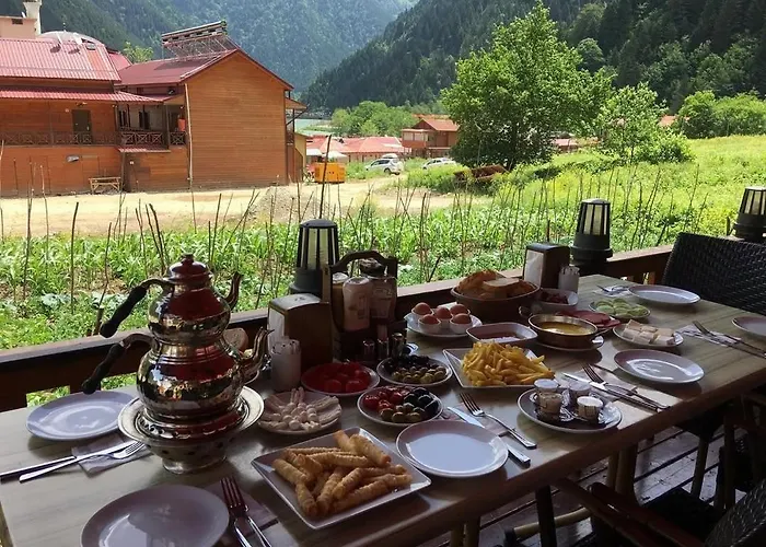 Çakıroğlu Villa Kent Pansiyon Uzungöl