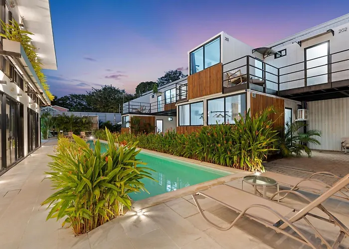 Nomad Containers - Adults Only Hotel Tamarindo