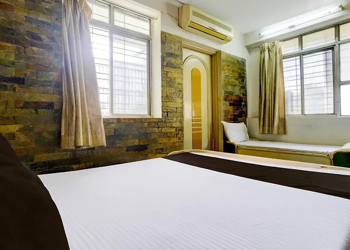 Hotel O Samrat Nashik
