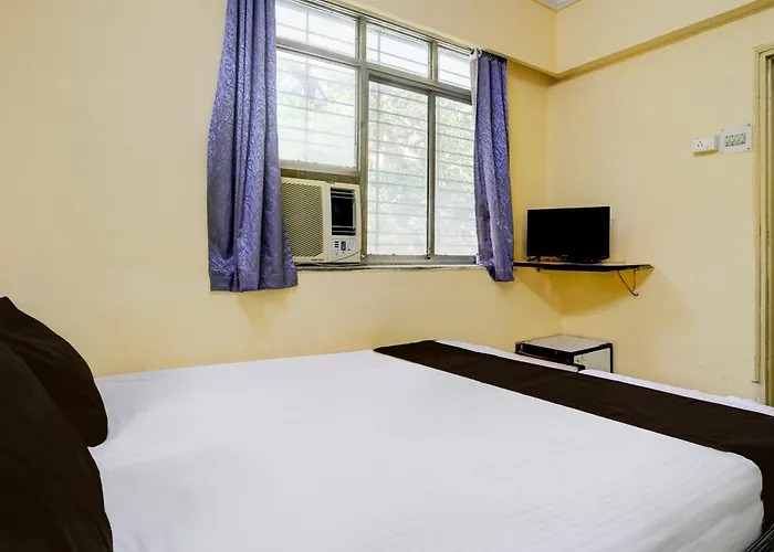 Hotel O Samrat Nashik