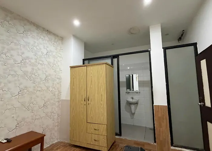 95 Lam Son Hotel - Near Tan Son Nhat Airport Ho Chi Minh City