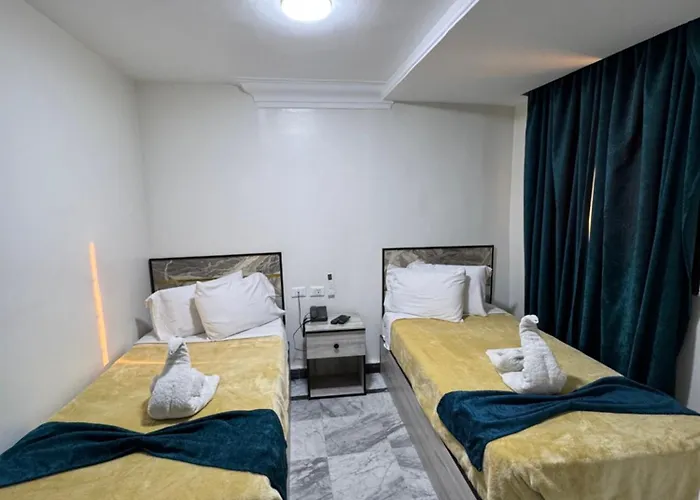 Royal Cairo Hotel