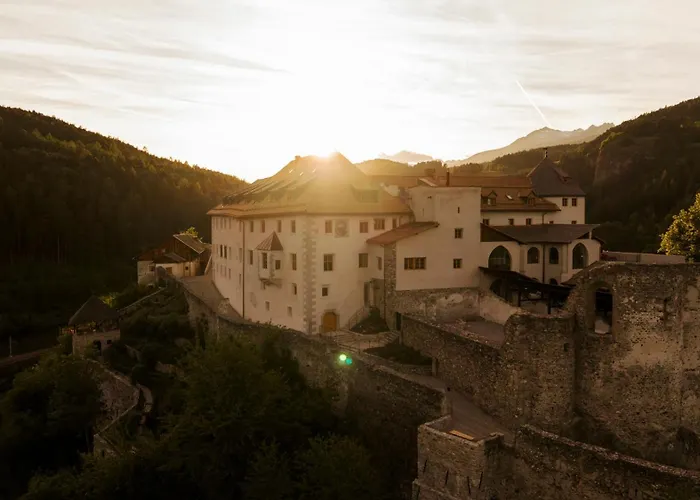 Castel Badia - The Leading Hotels Of The World Sankt Lorenzen