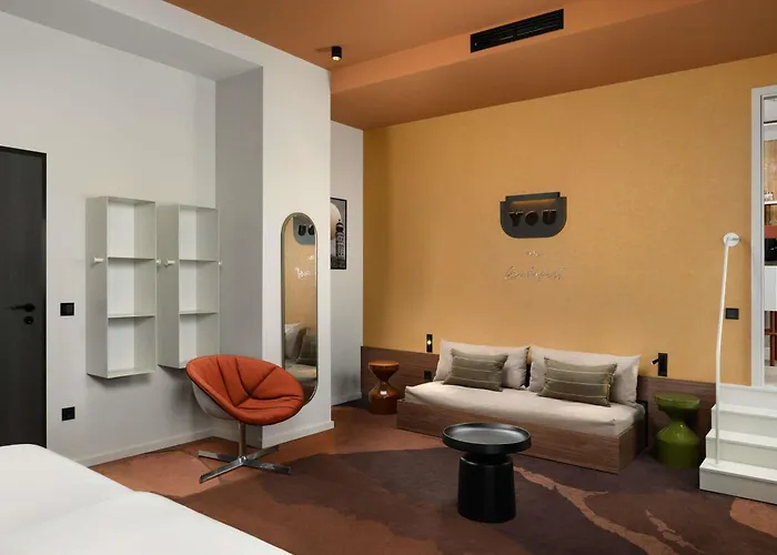 You Hotel Budapest - Handwritten Collection