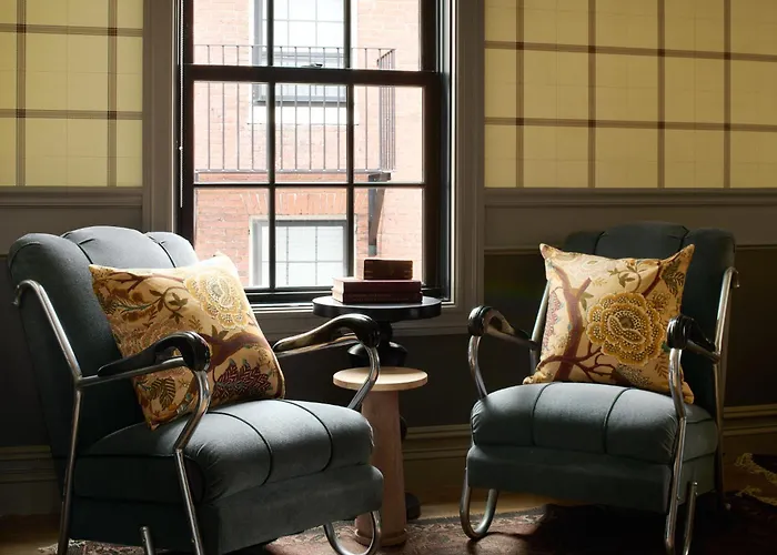 Cambridge Common House Hotel