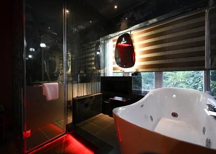 L'Amour Hotel TP. Hồ Chí Minh