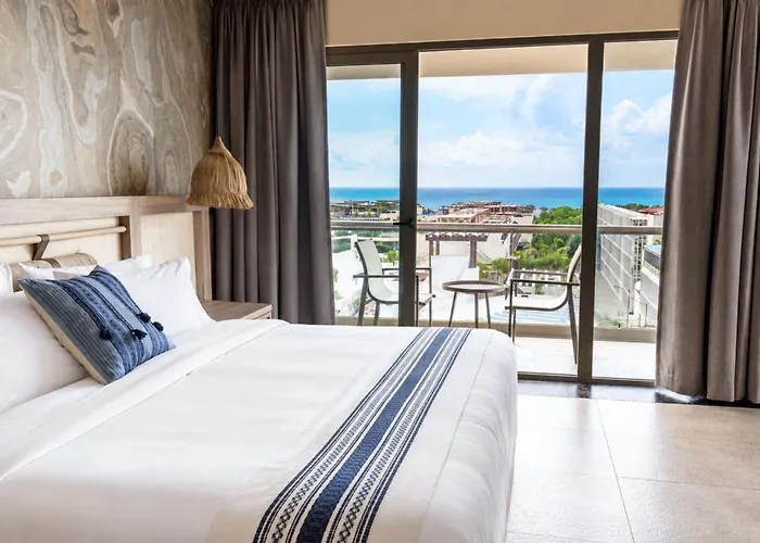 Hotel Indigo Playa Del Carmen By Ihg