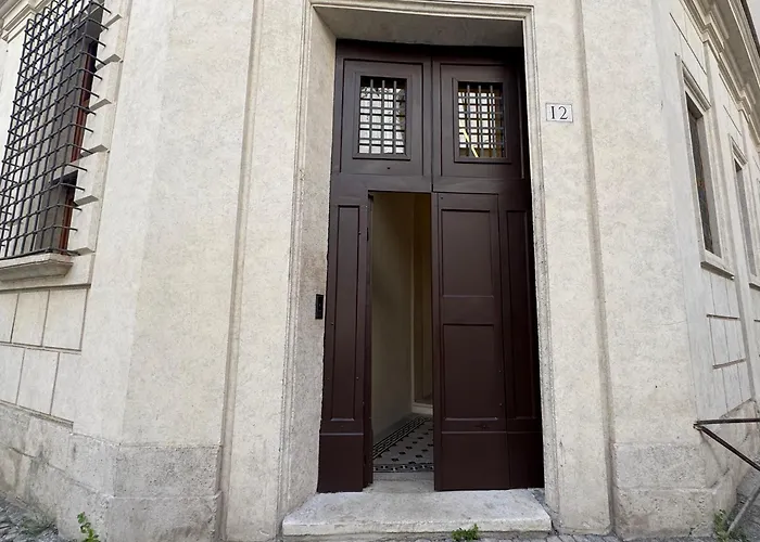 Palazzo Gambirasi Aparthotel Roma