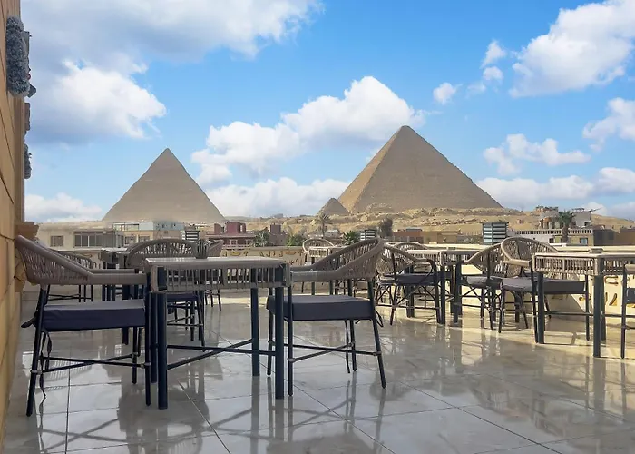 Pyramids Palace View Inn Cairo