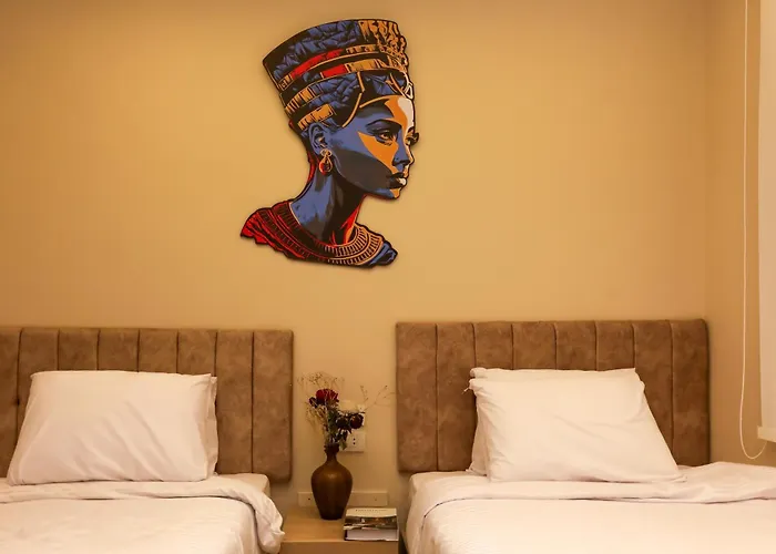 Pyramids Palace View Inn Cairo