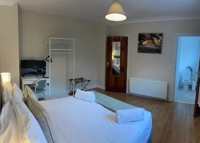 Leyland House Serviced Accommodation Drogheda