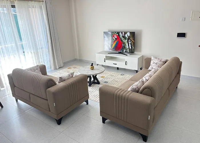 Crescent Pearl, Westlands Bed & Breakfast Nairobi