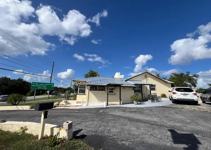 Oyo Tower View Motel Lake Wales
