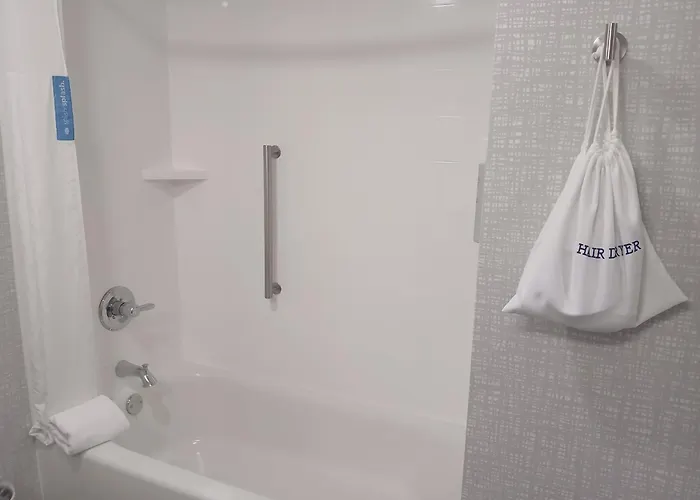 Hampton Inn And Suites Fayetteville