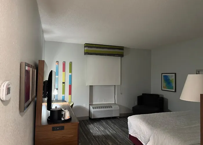 Hampton Inn And Suites Fayetteville