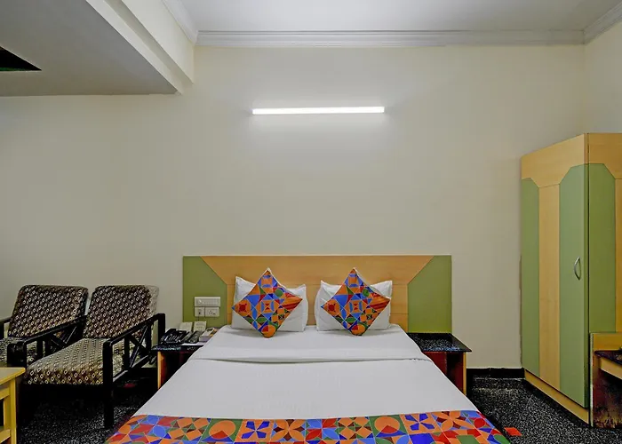 Hotel Raj Inn- Nr Kims - Sunshine Hospitals Begumpet Hyderabad