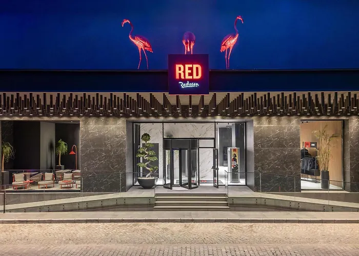 Radisson Red Izmir Point Bornova Otel