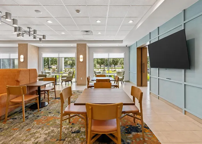 Hampton Inn By Hilton Wharton