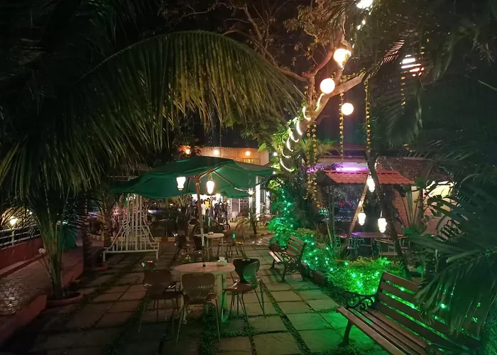 River Retreat Kolad