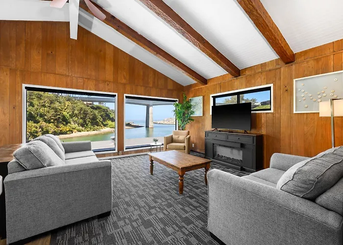 Anchor Lodge Fort Bragg