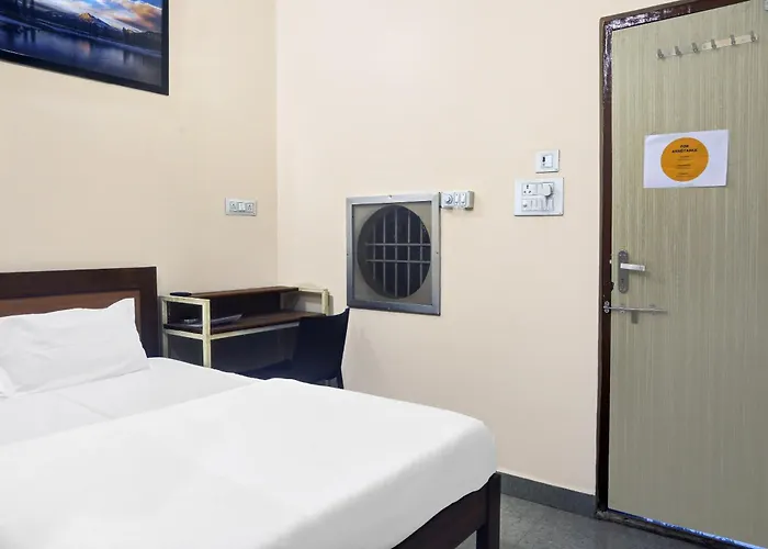 Hotel O Hotel Gold Stone Jabalpur