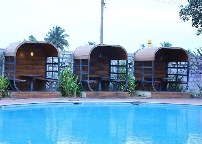 Genesis Retreat Hotel Davanagere