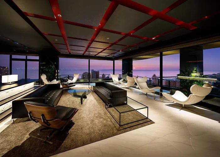 Rihga Royal Resort Okinawa Chatan