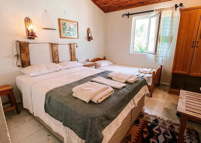 Hoppala Pansiyon & Restaurant Datça