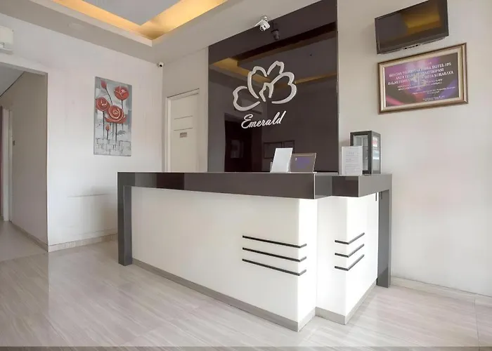 Life Emerald Hotel Surabaya
