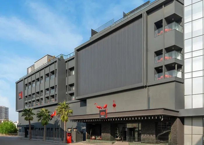 Radisson Red Izmir Point Bornova Otel
