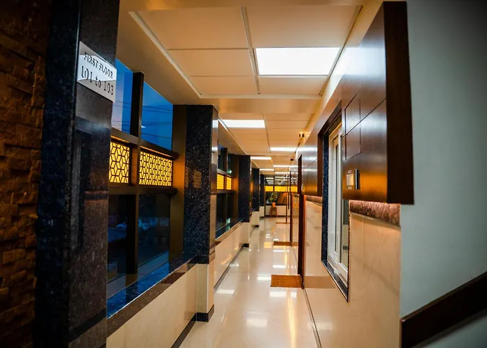 V V Residency Hotel Thanjavur