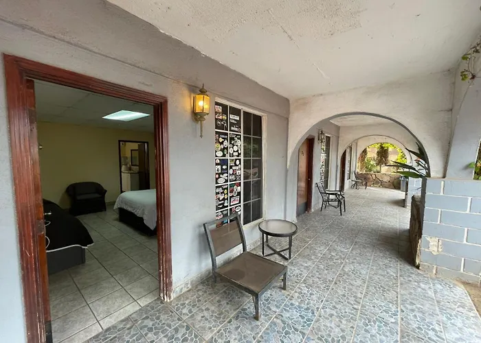 Old Mill Hotel San Quintin