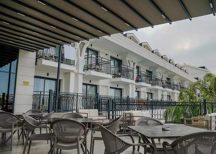 Armella Hill Hotel Side