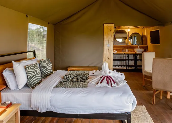 Baobab Mara Luxury Camp Hotel Serengeti