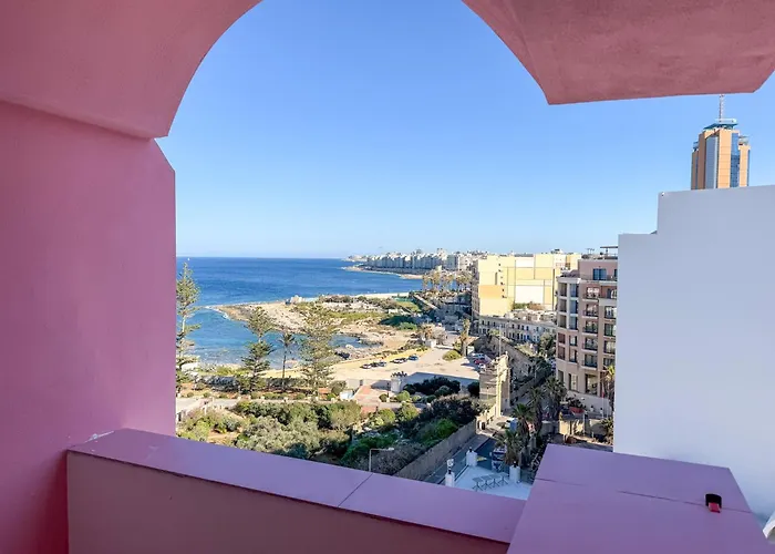 Flamingo Apartments In Vegas Resort, Malta San Julián