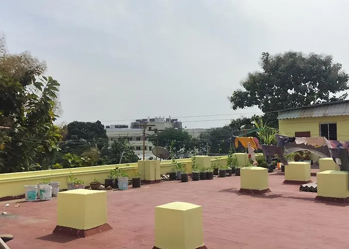 Skolive - Sri Kailash Mens Hostel Chennai