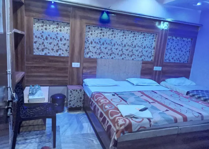 Hotel Shree Krishna Vaishnav Agra 