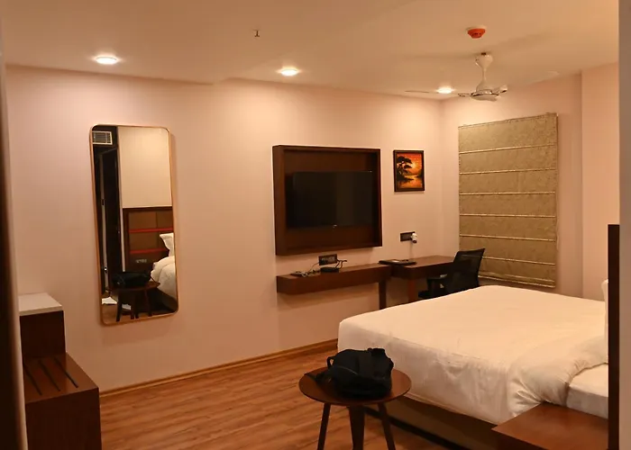 Hotel Nilachal - 10 Mins Travel To Kamakhya Temple, Guwahati