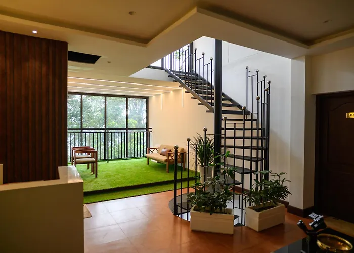 Aroma Hills Resort Munnar Devikolam