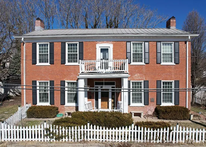 Hatchery House Bed & Breakfast Weston